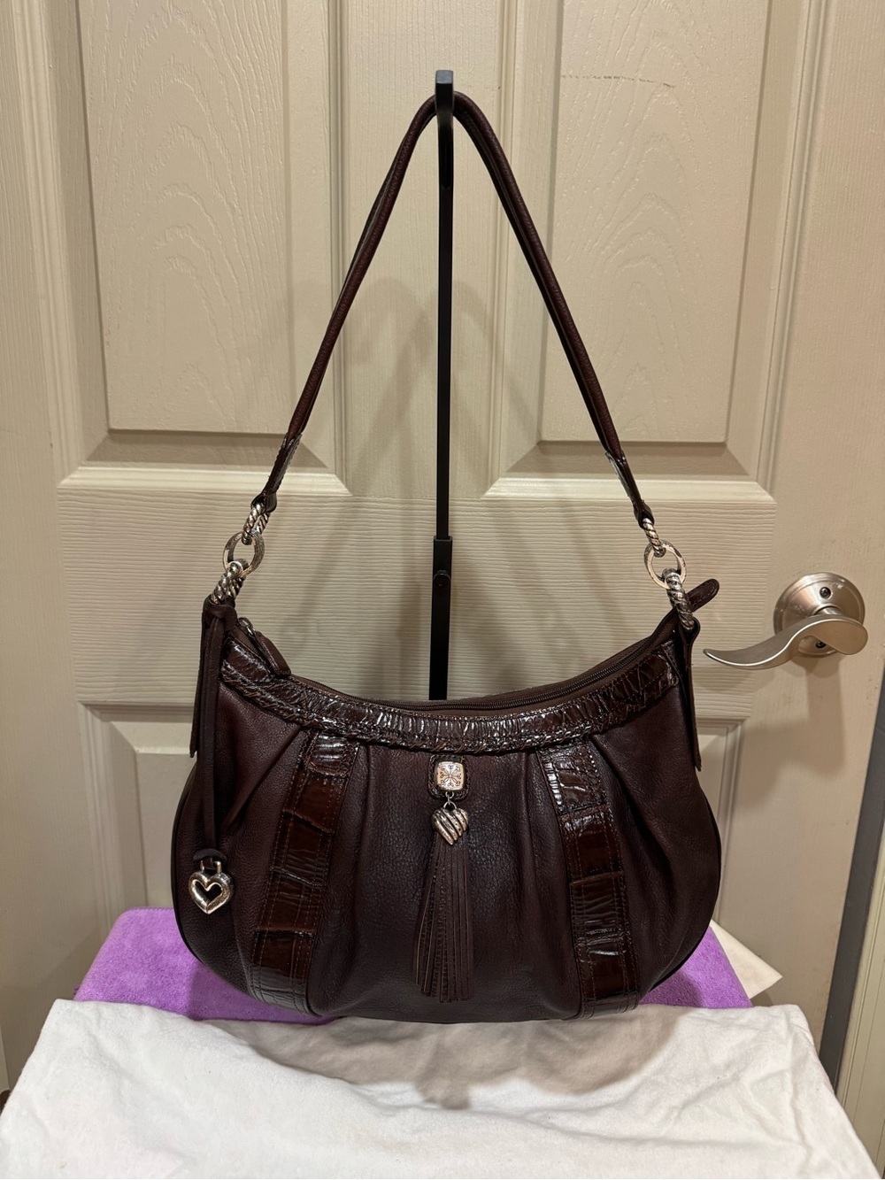Brighton Dark Brown Leather Hobo Shoulder Bag Croc Embossed Heart Charm Tassel